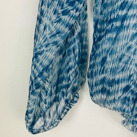 Isabel Marant Etoile blue and white semi sheer print peasant blouse. - Picture 3 of 5